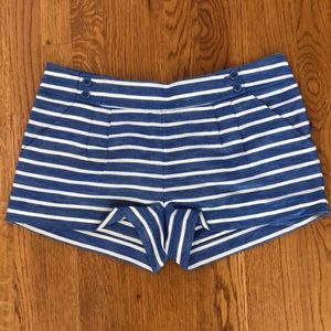 Cotton linen striped shorts